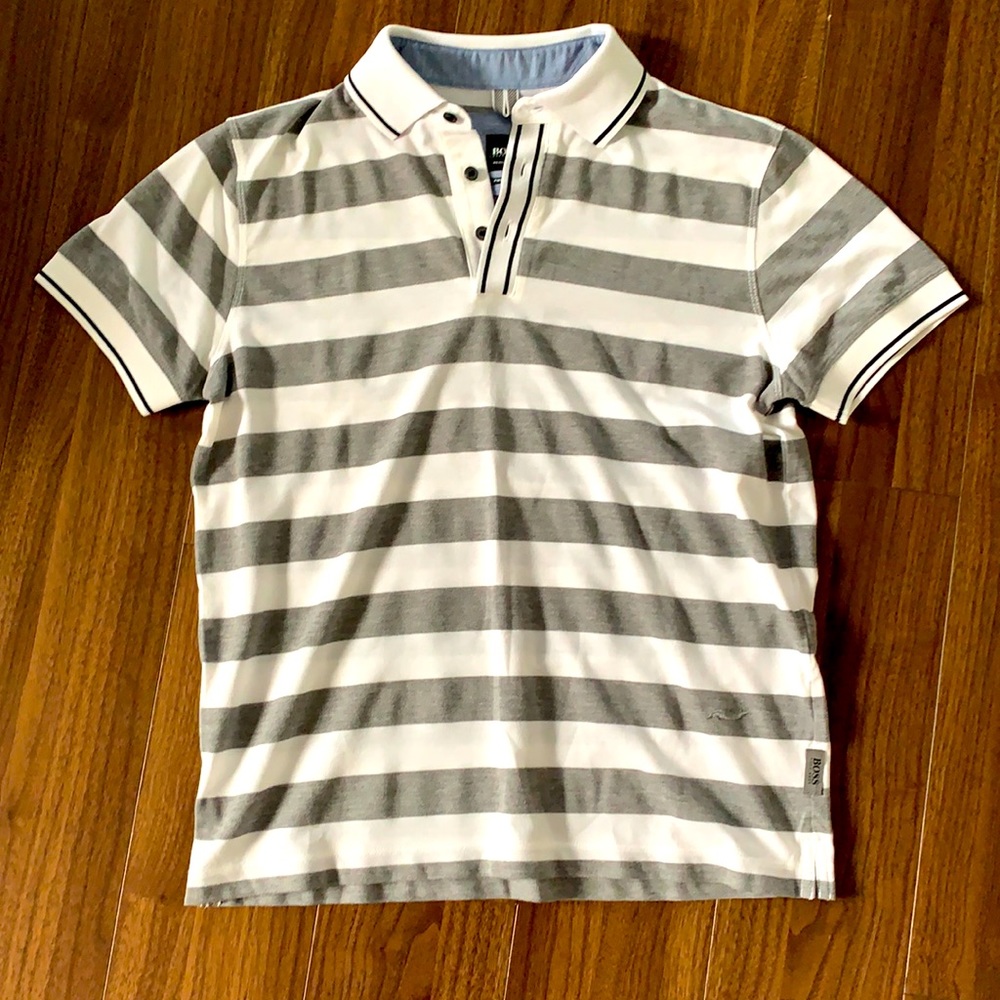 Hugo boss polo shirt regular fit (small)